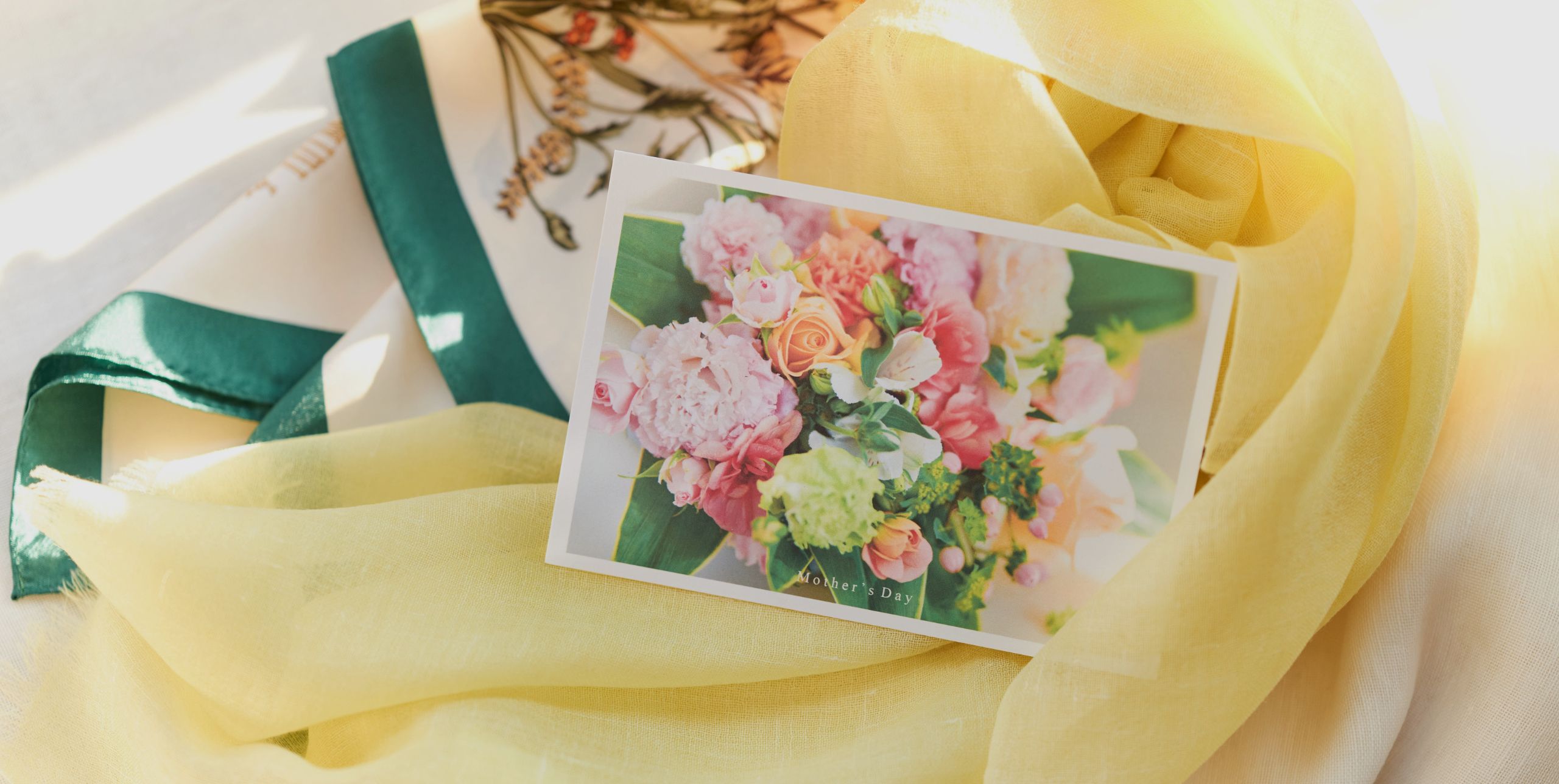 40年の歴史のあるメーカーがお届けするオリジナルブランドのマフラー・ストール