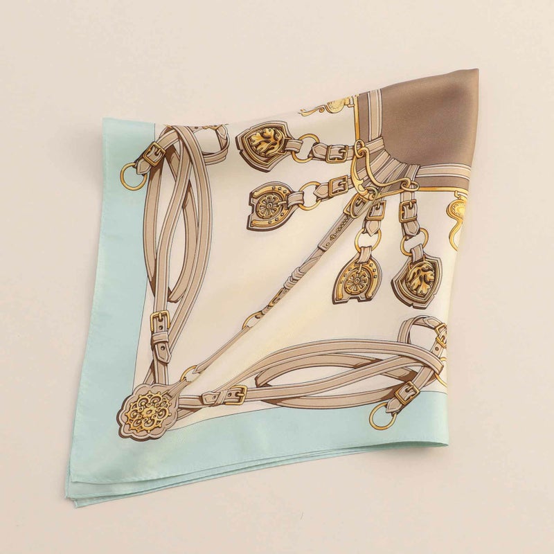 チェーン柄スカーフのサックス