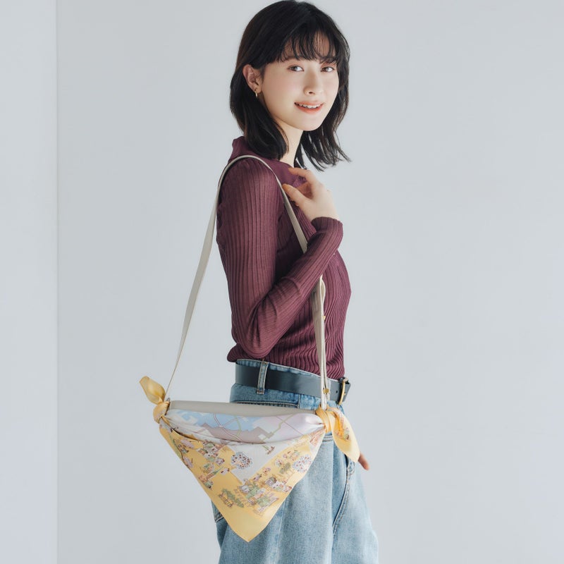 マップ柄スカーフ＜イエロー＞　シルク100%　日本製