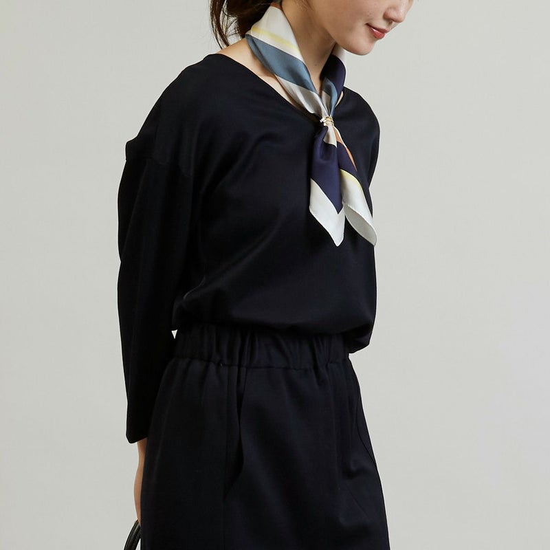  ランダムストライプスカーフ＜ネイビー＞　シルク100%　日本製