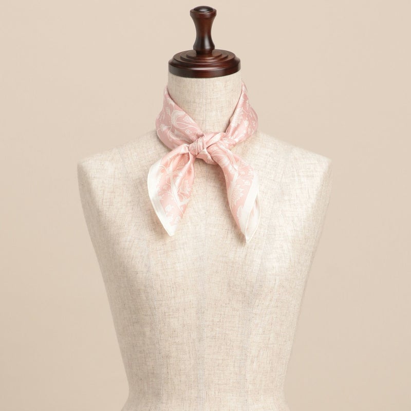 サラサ柄スカーフ