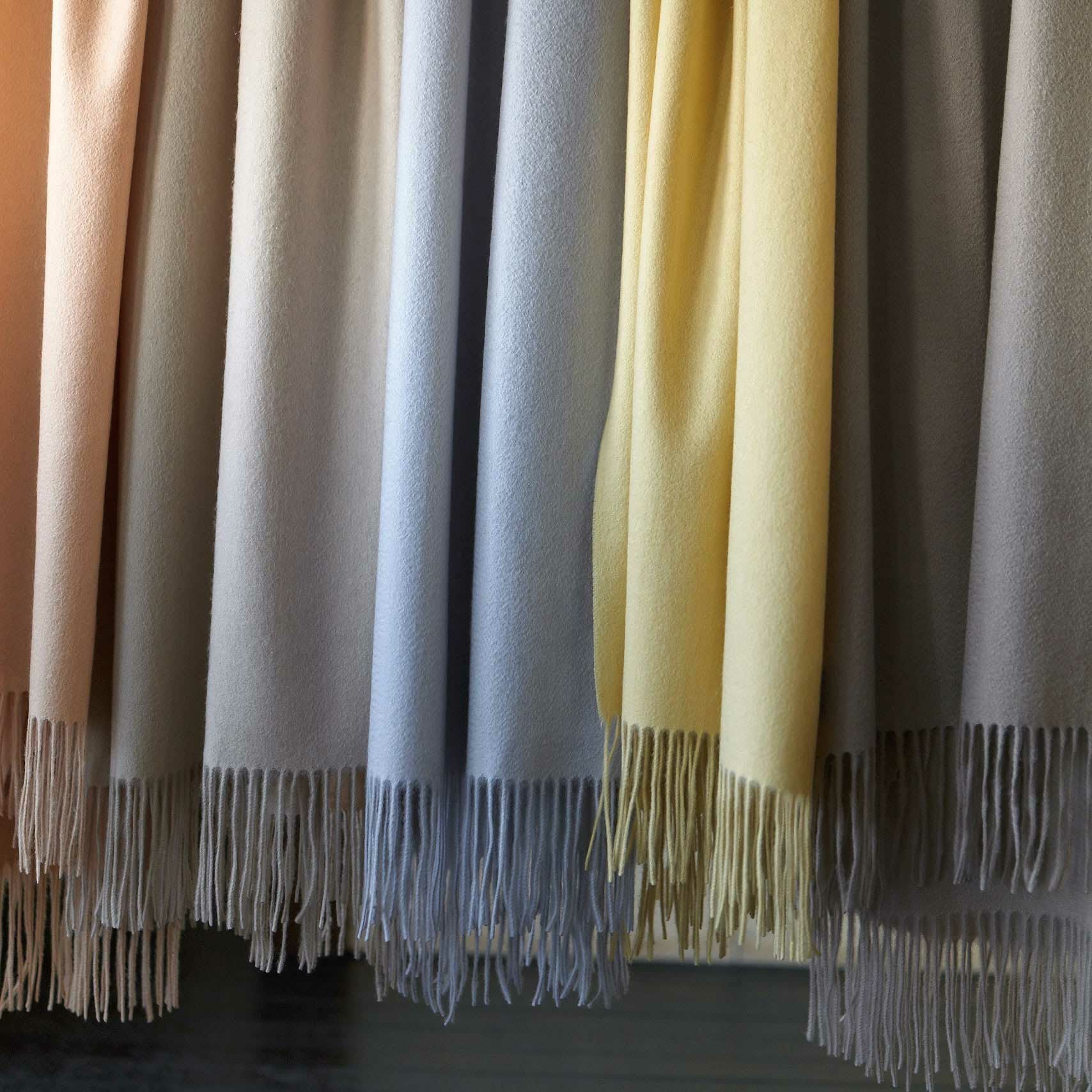 ローラ様ご専用品☆極上 カシミア100%☆ベージュピンク カシミヤ100%大判無地パステルカラーストール＜ピンクベージュ