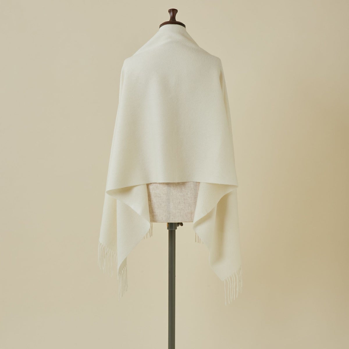 【無染色】カシミヤ100%無地ストール＜ホワイト＞