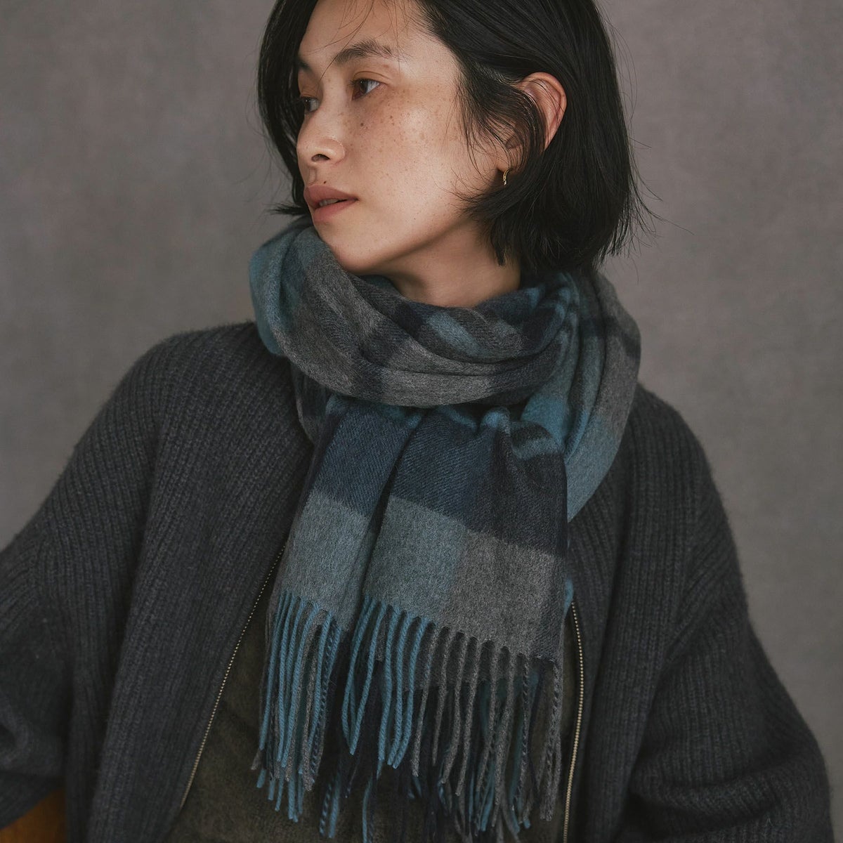 カシミヤ100%大判チェックストール