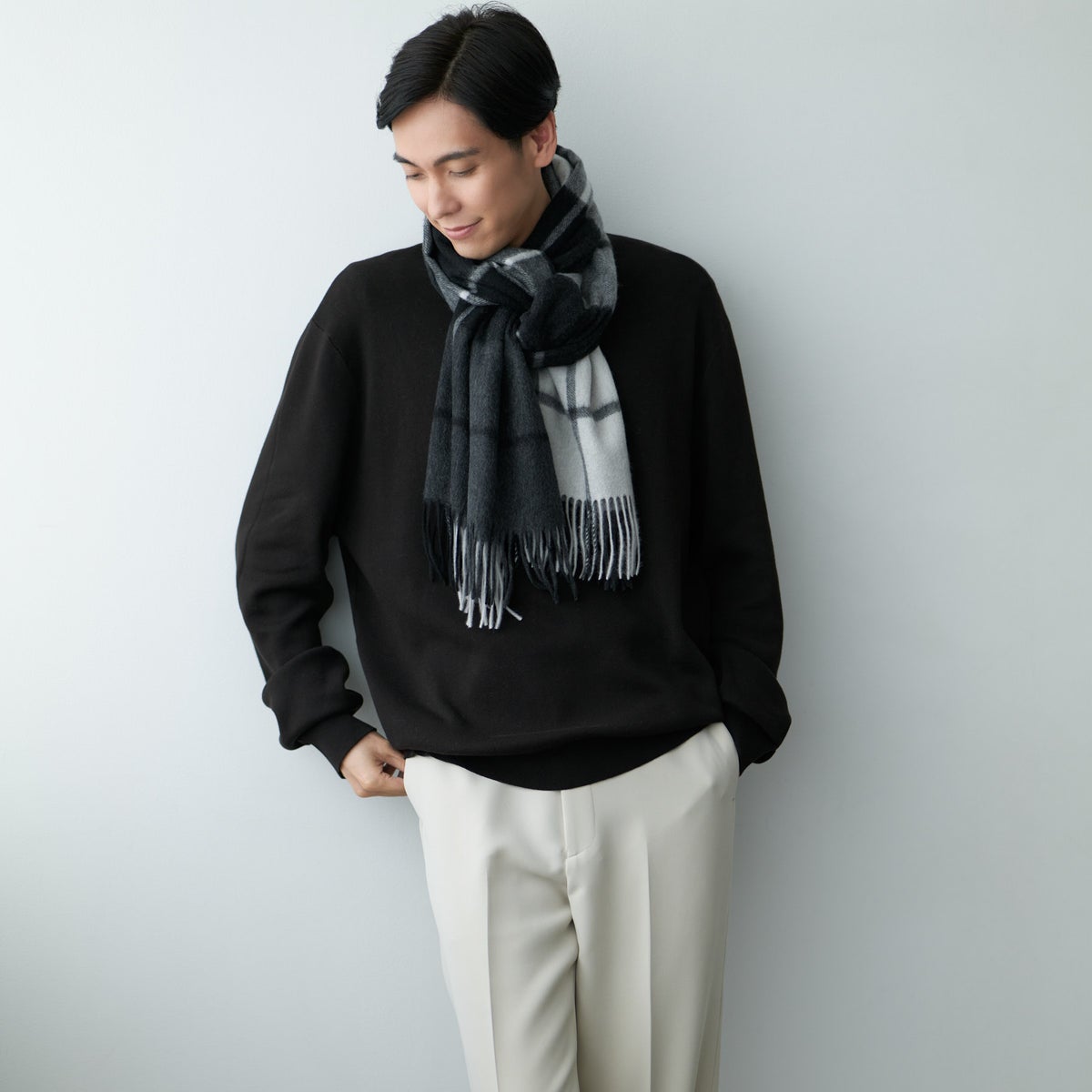 カシミヤ100%チェックストールのグレー