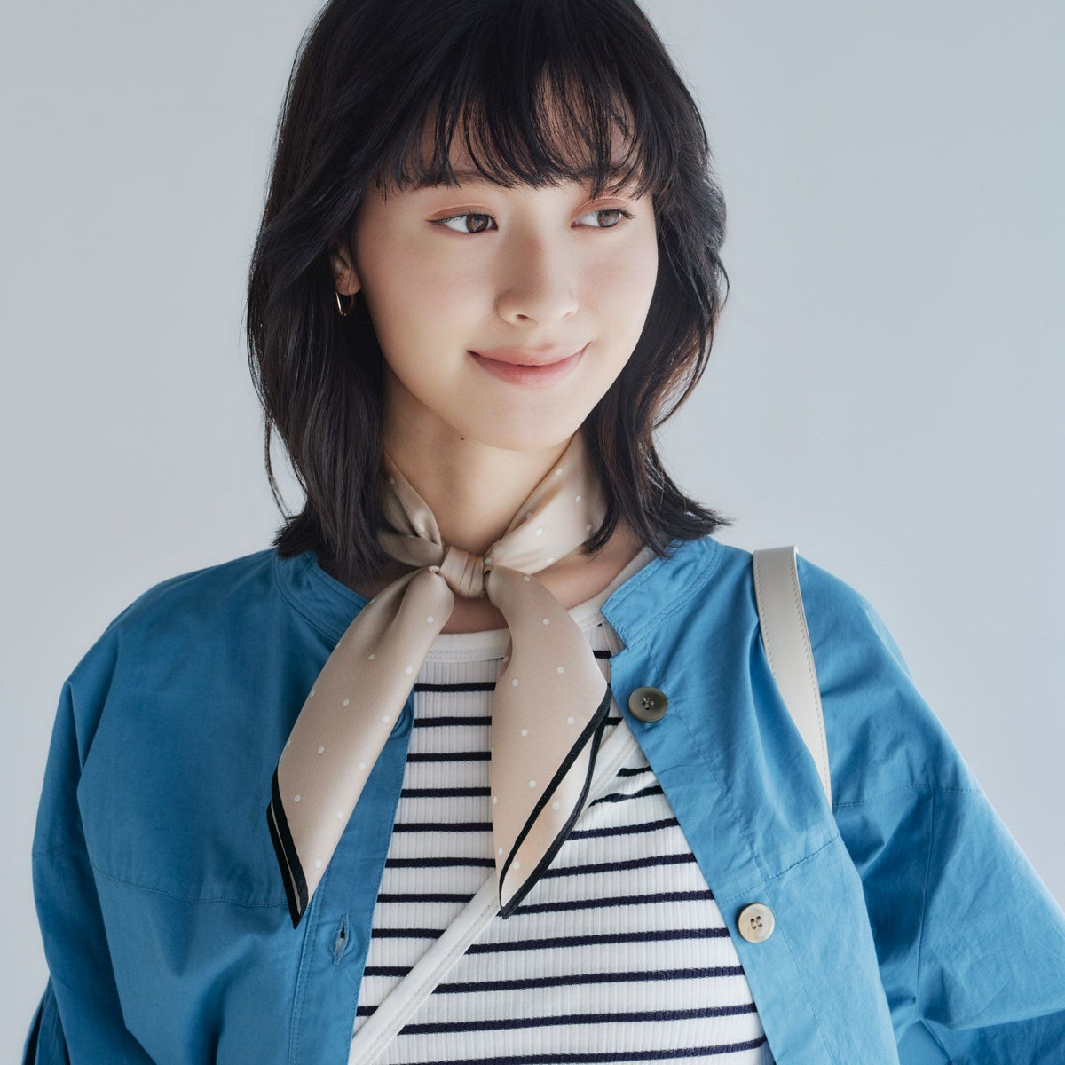 ピンドットスカーフ