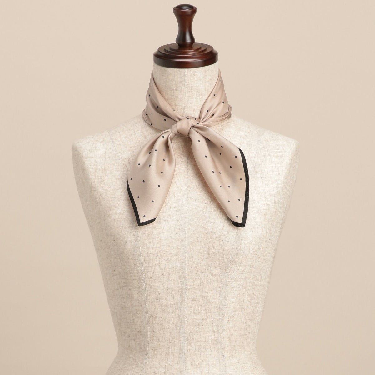 ピンドットスカーフ＜モカ＞　シルク100%　日本製