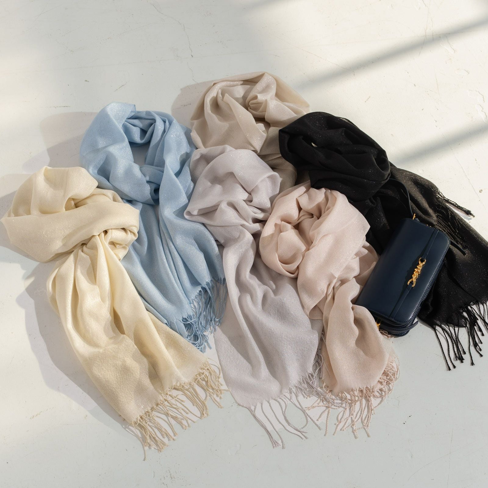 Loro Piana☆ラメストール☆本日限定価格！ ラメストール＜シルバー＞ | Maria Rouk（マリアルーク）