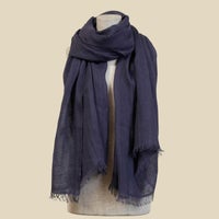 イタリア製大判リネンストール　ネイビーの写真