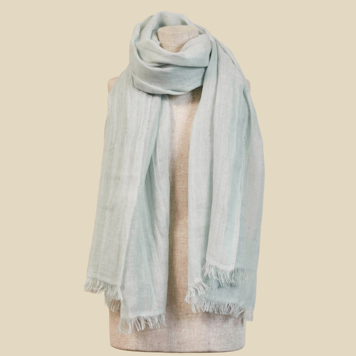 イタリア製大判リネンストール サックスの写真