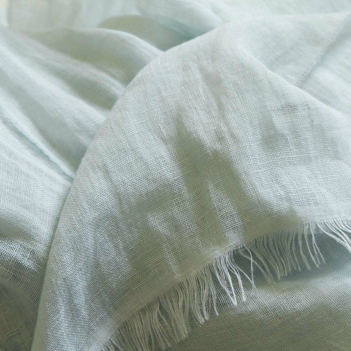 イタリア製　大判リネンストールのサックス