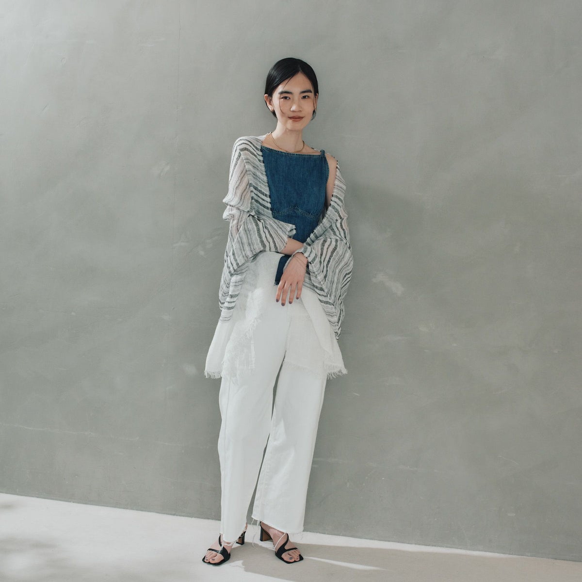 大判リネンボーダーストール