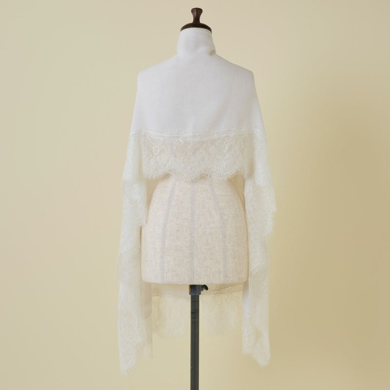 レースストールのエクリュ