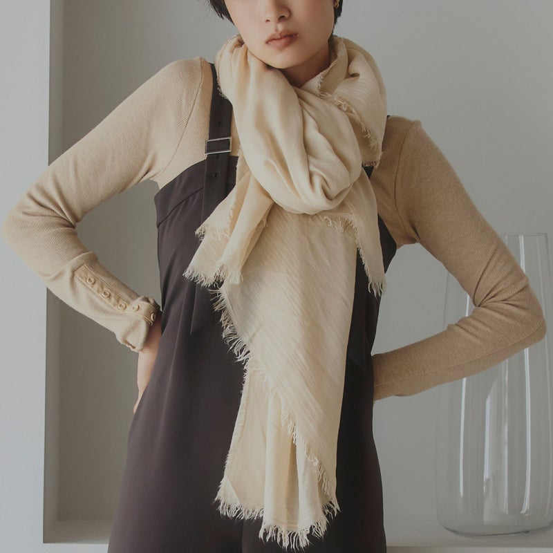 イタリア製大判モダールカシミヤストールのアイボリー