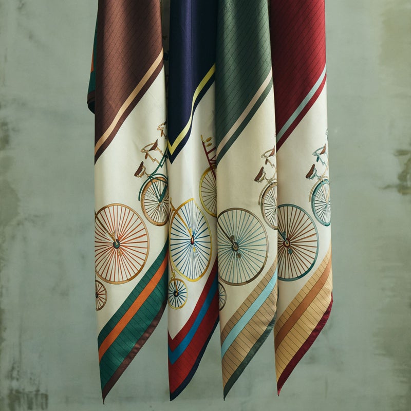 シルク100％ 自転車柄スカーフ