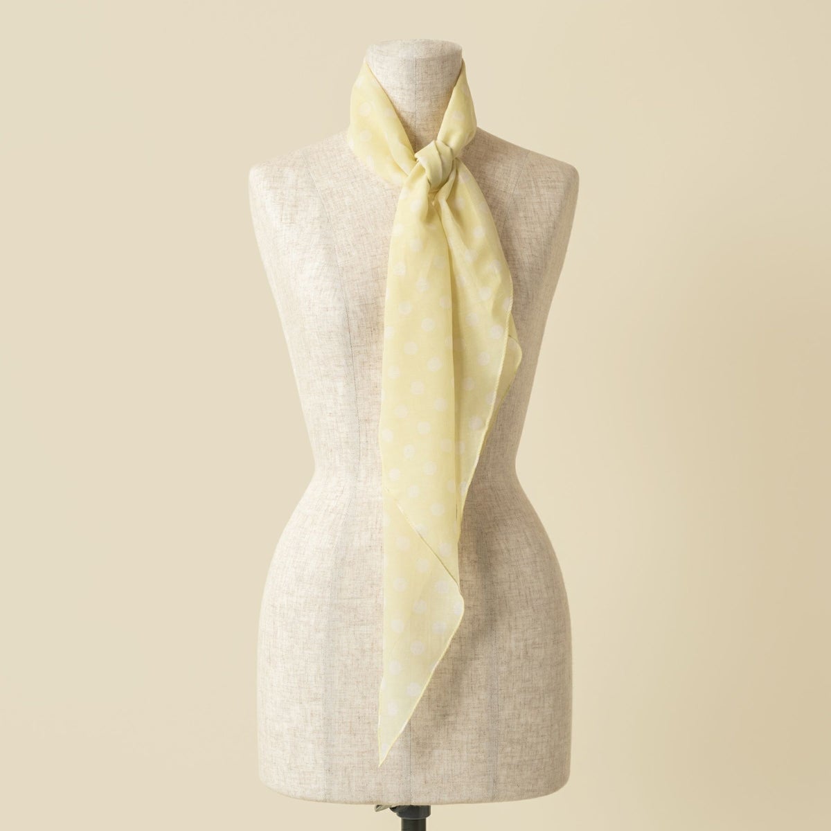  ドット剣先コットンリネンスカーフのイエロー