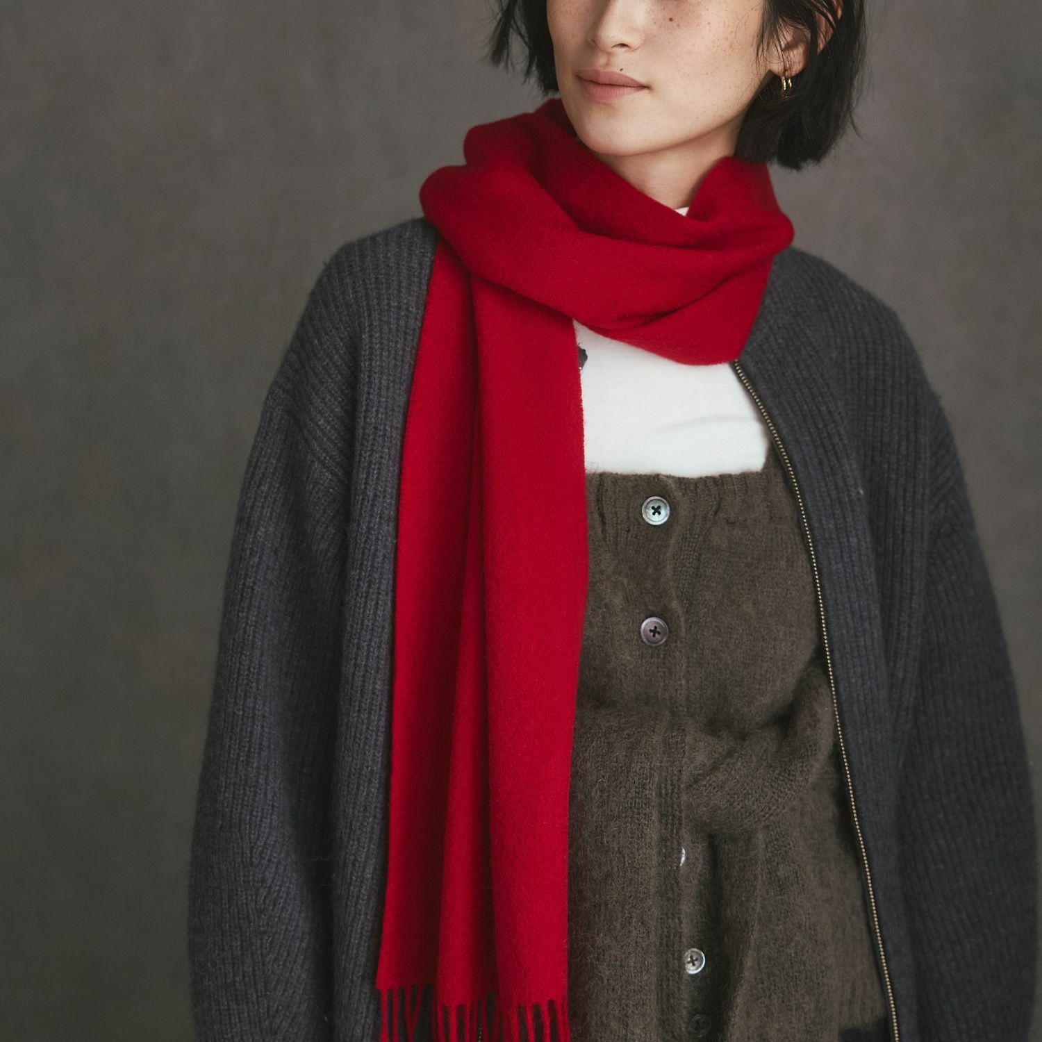 美品　シャネルブティック　カシミヤ100% マフラー　高級手触り　イタリア製 楽天市場】カシミヤ マフラー（ブランドシャネル）（レディース