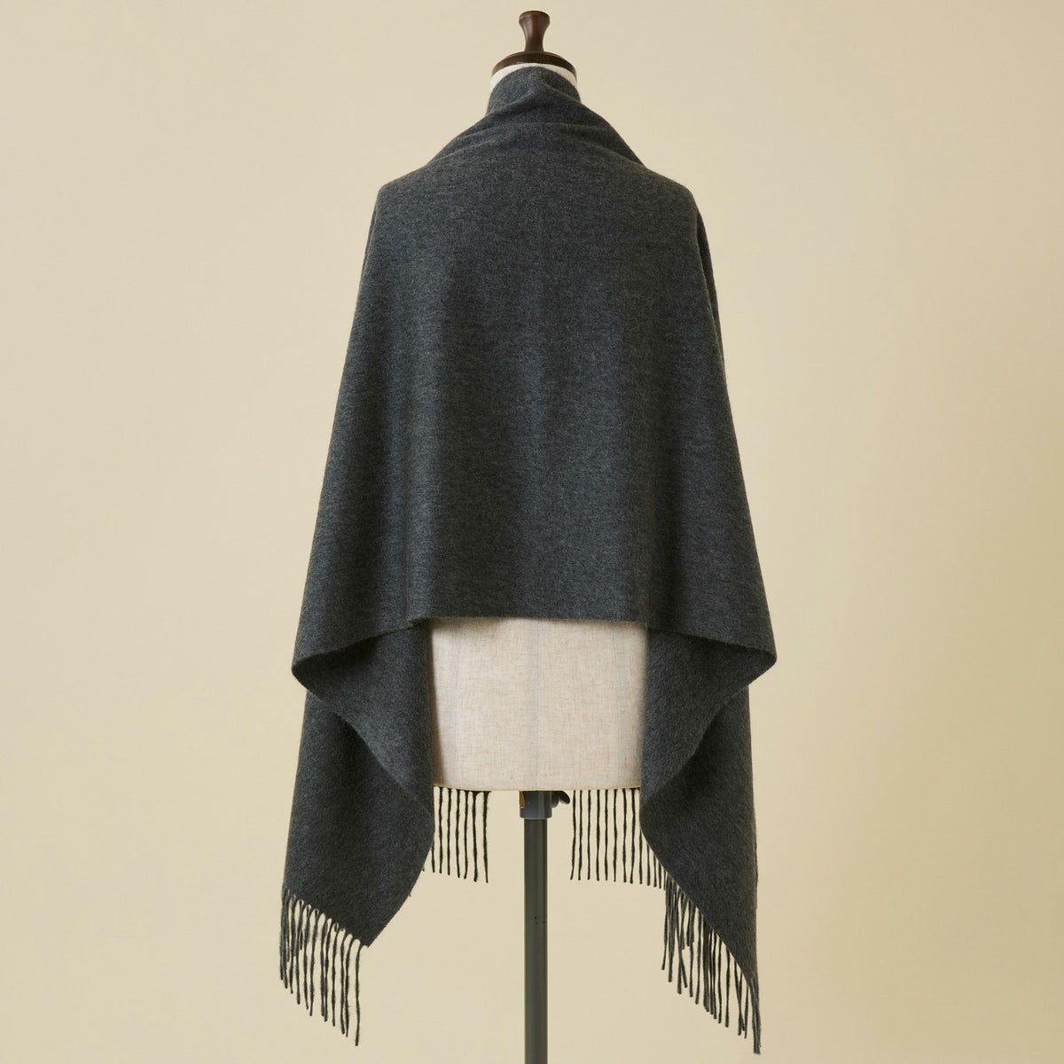 【長寿祝いギフトセット】カシミヤ100%無地ストール＜チャコール＞