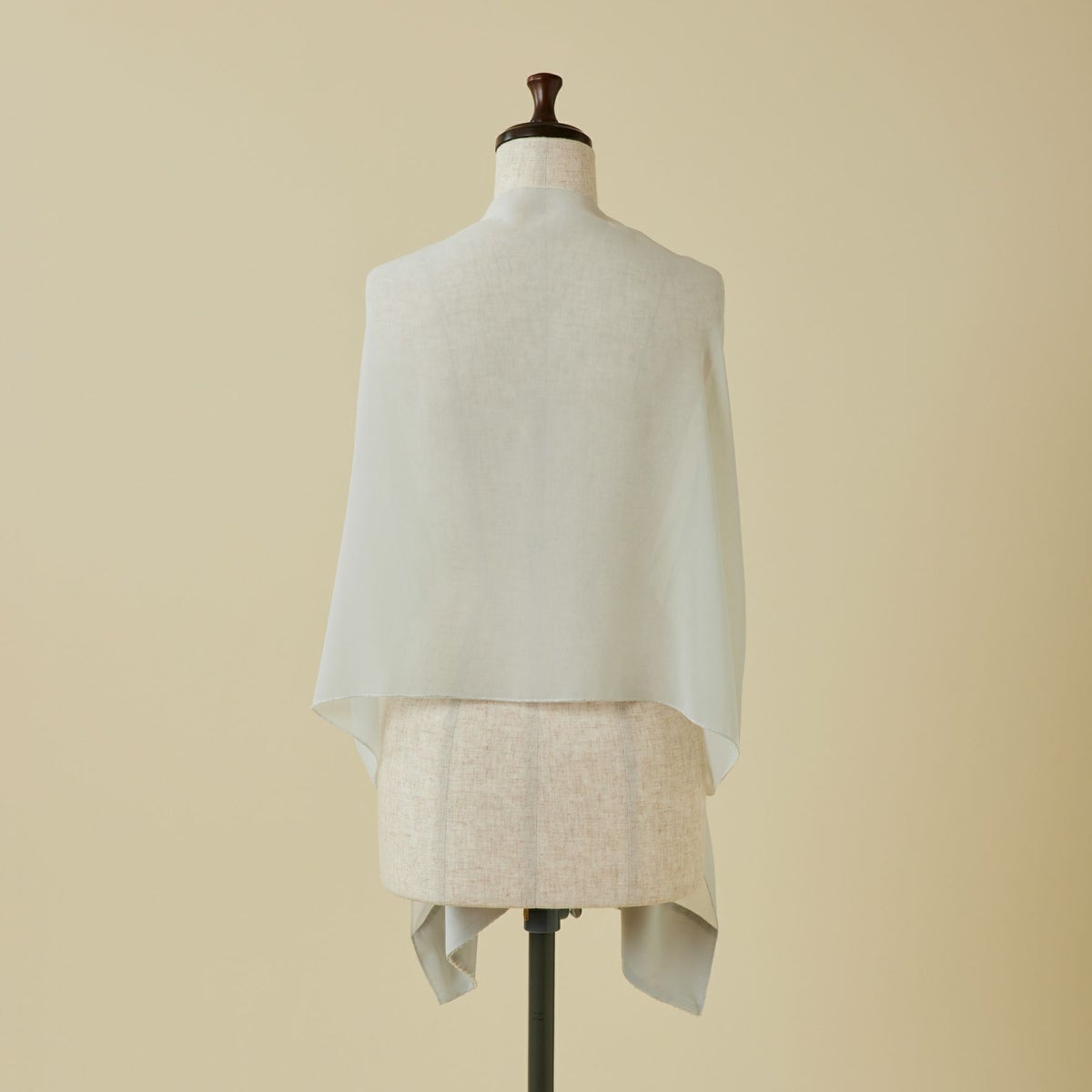 ビーズ付きシフォンストール＜シルバー＞