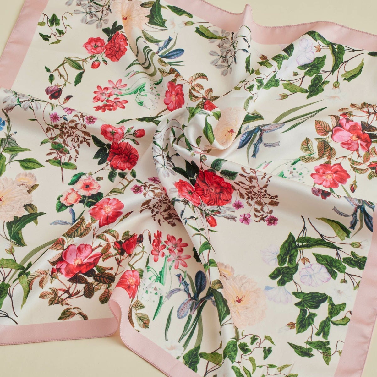 小花柄ウォッシャブルスカーフ＜ピンク＞　イタリア製