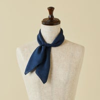 シルクジャカードペイズリー2wayシルク100％ シルクジャカードペイズリー2wayスカーフのネイビー