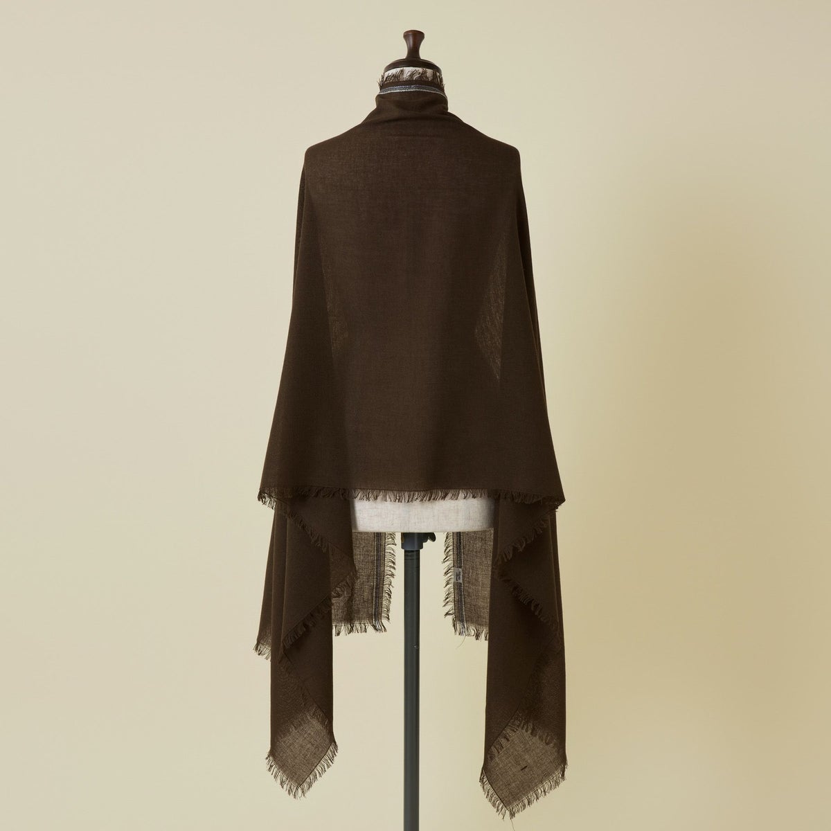 イタリア糸ラインカラー大判ストール＜ブラウン＞