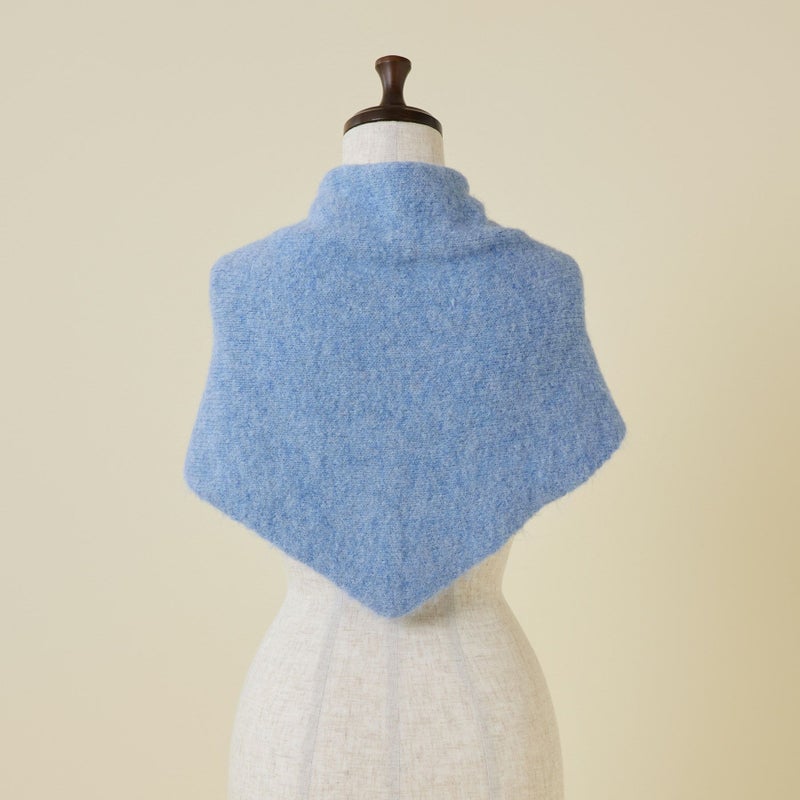 ウールブレンド三角ショール