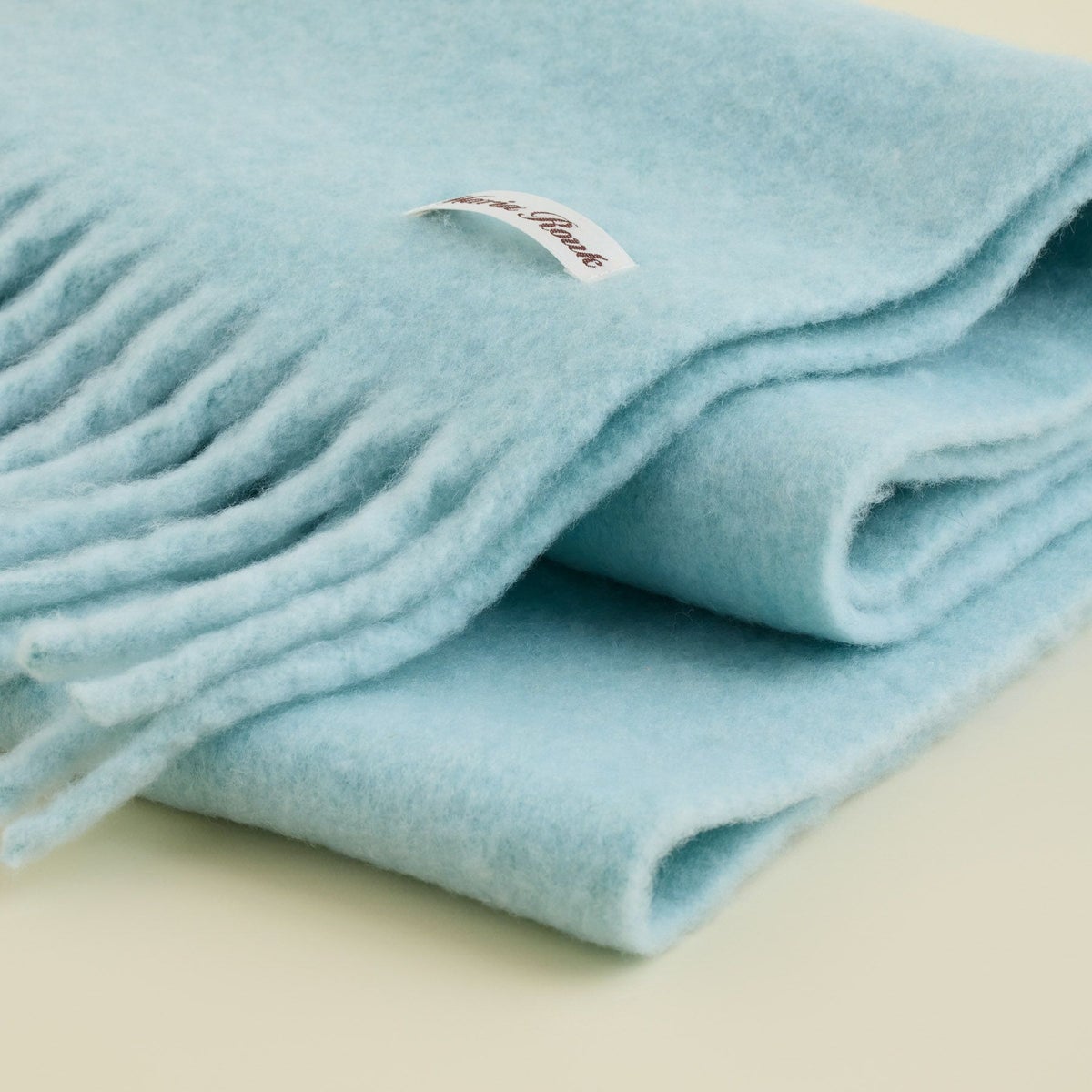 ブークレマフラー