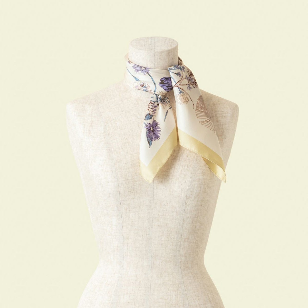 ボタニカルスカーフのレモン