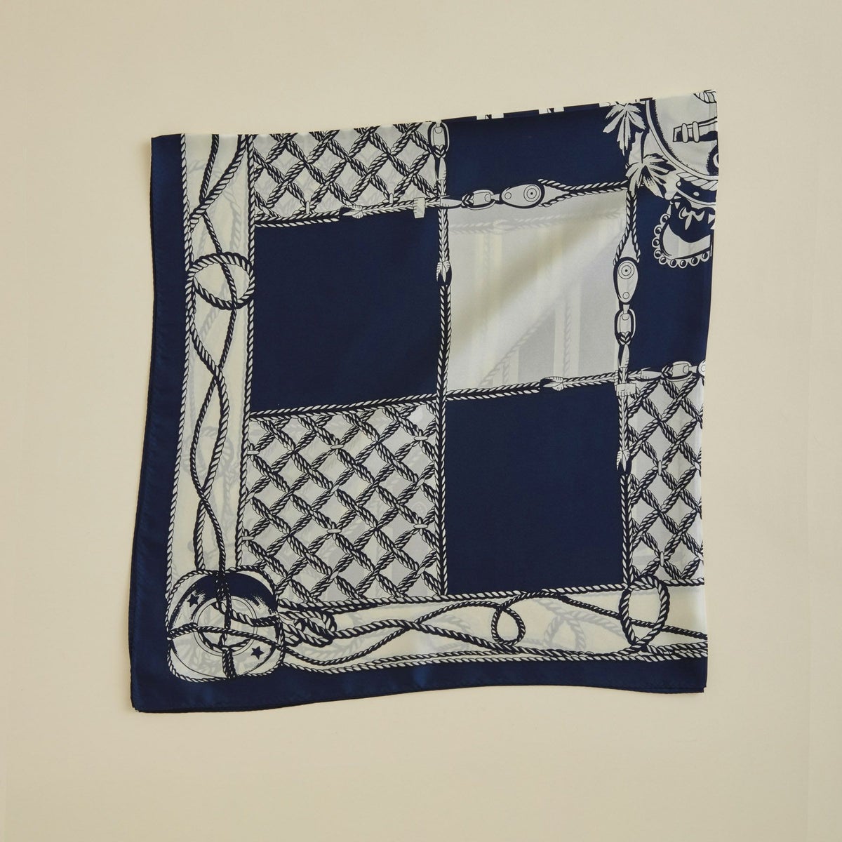 ロープマリンスカーフ