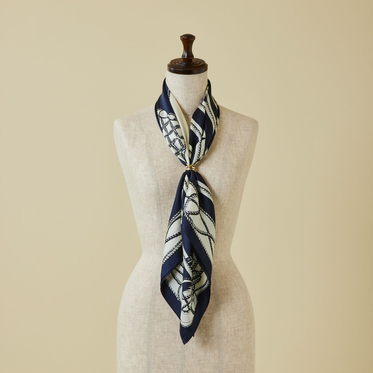 ロープマリンスカーフ