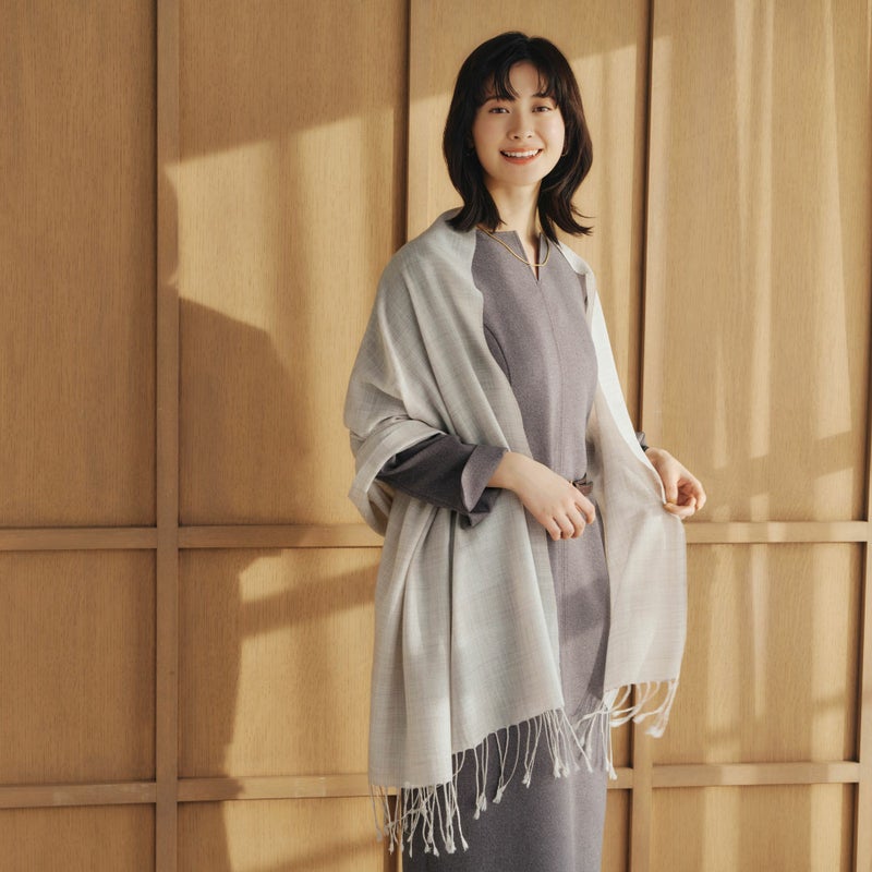 ラメラインウールストール＜ライトグレー＞