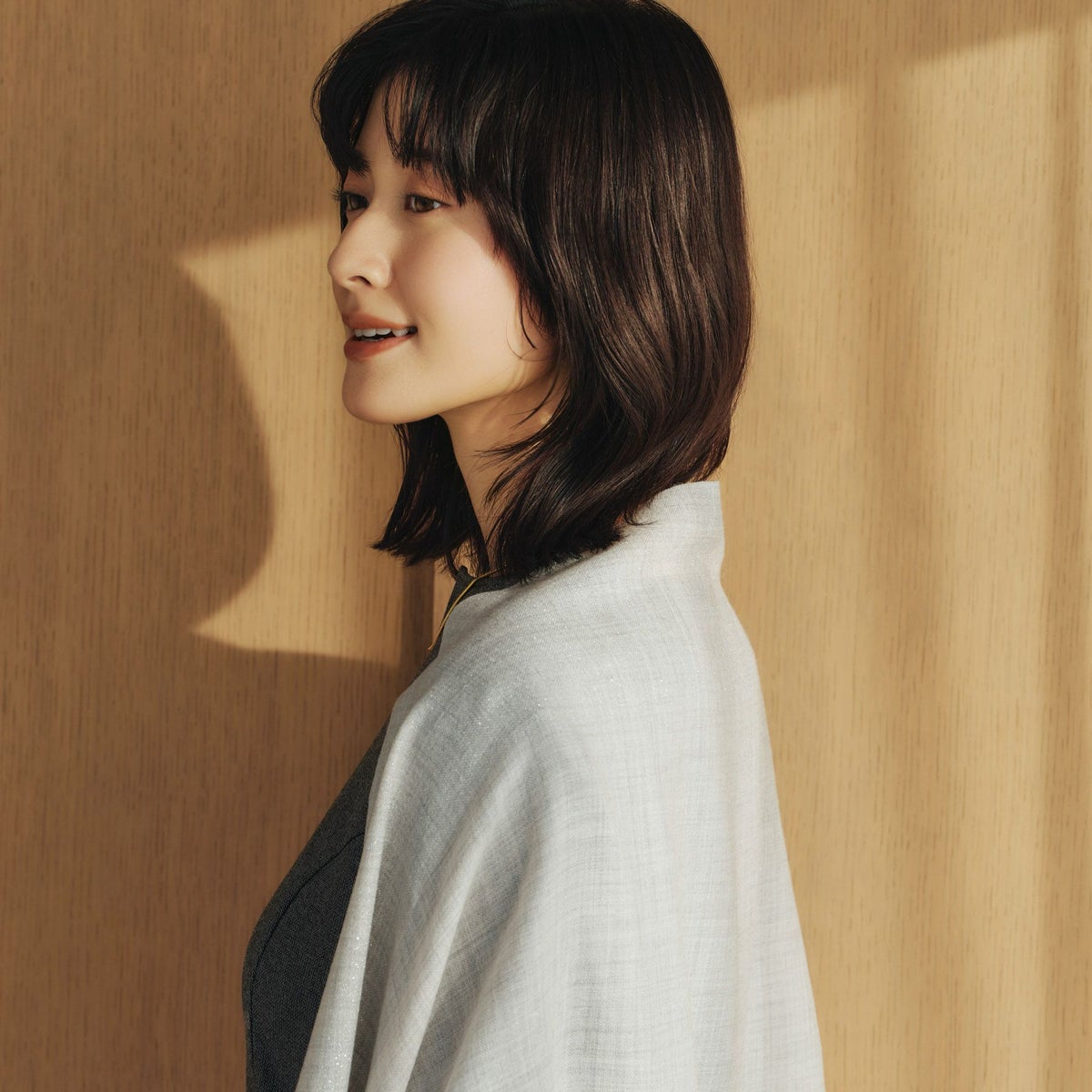 ラメラインウールストール＜ライトグレー＞