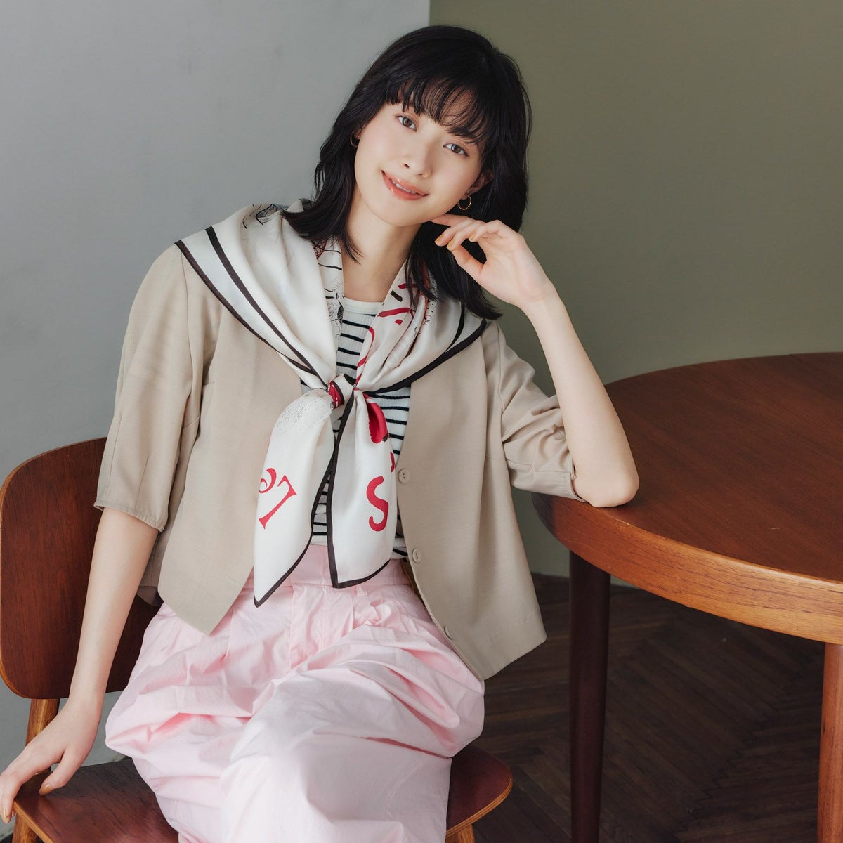 ロートレックCATスカーフ＜ベージュ＞　シルク100%　日本製