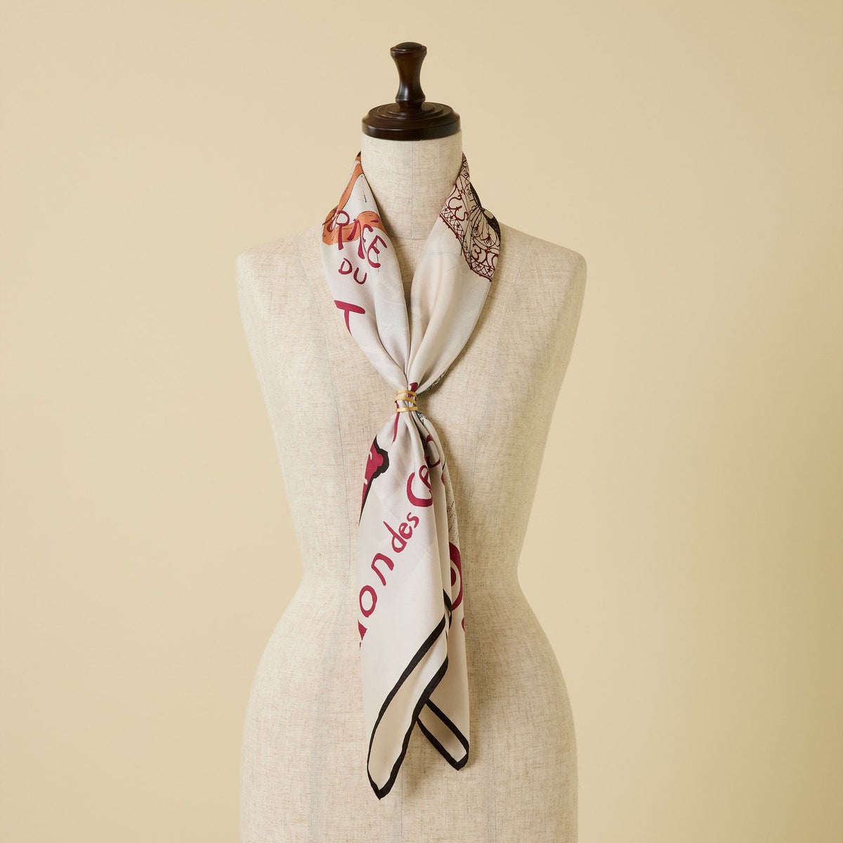 ロートレックCATスカーフ＜ベージュ＞　シルク100%　日本製