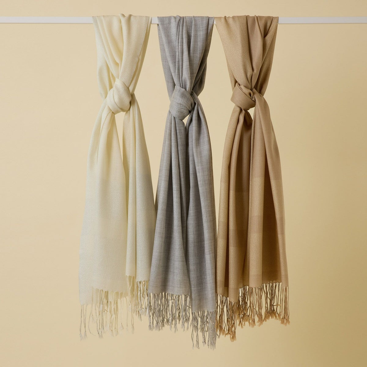  ラメラインウールストール