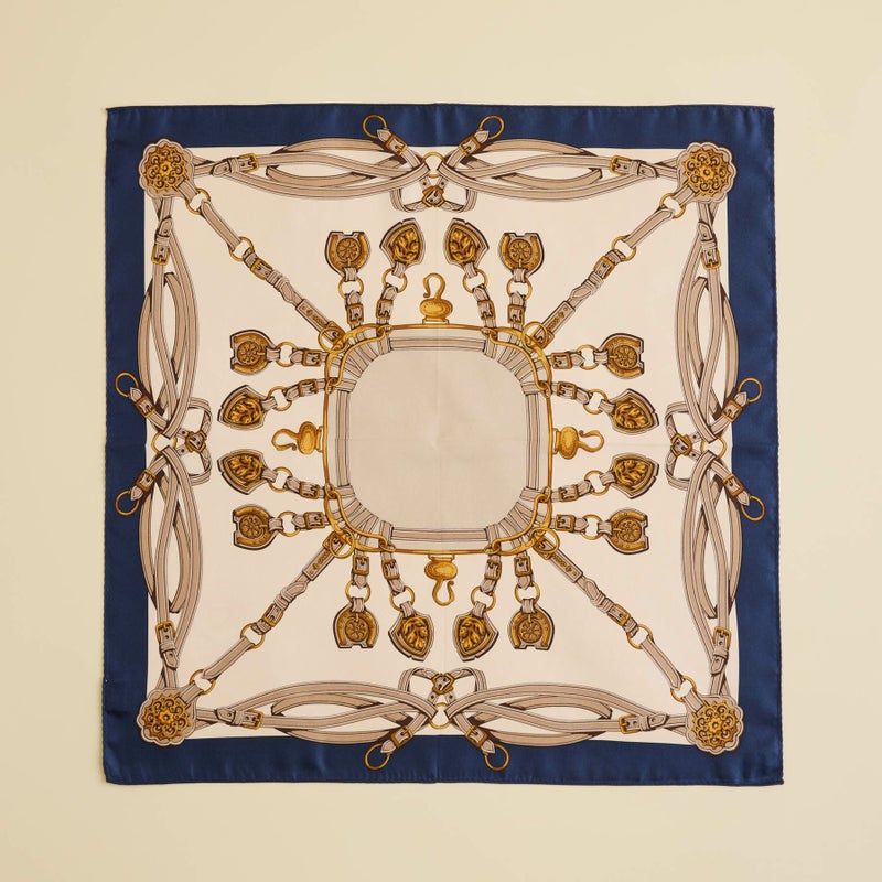 チェーン柄スカーフ＜ネイビー＞　シルク100%　日本製