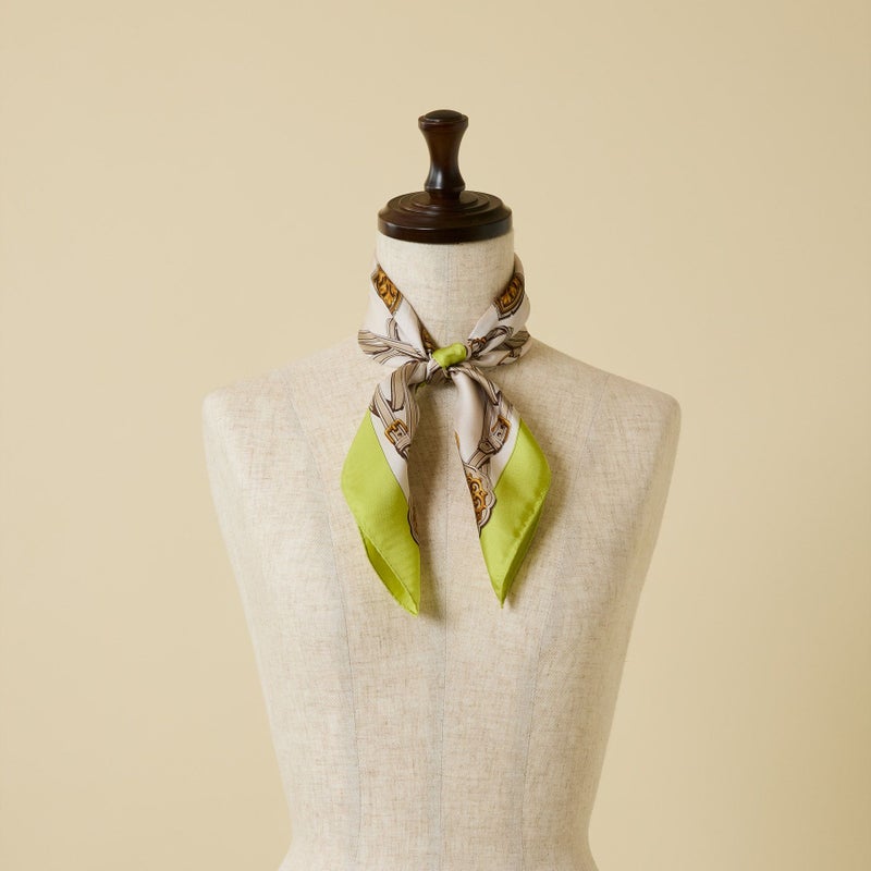 チェーン柄スカーフ＜ライム＞　シルク100%　日本製