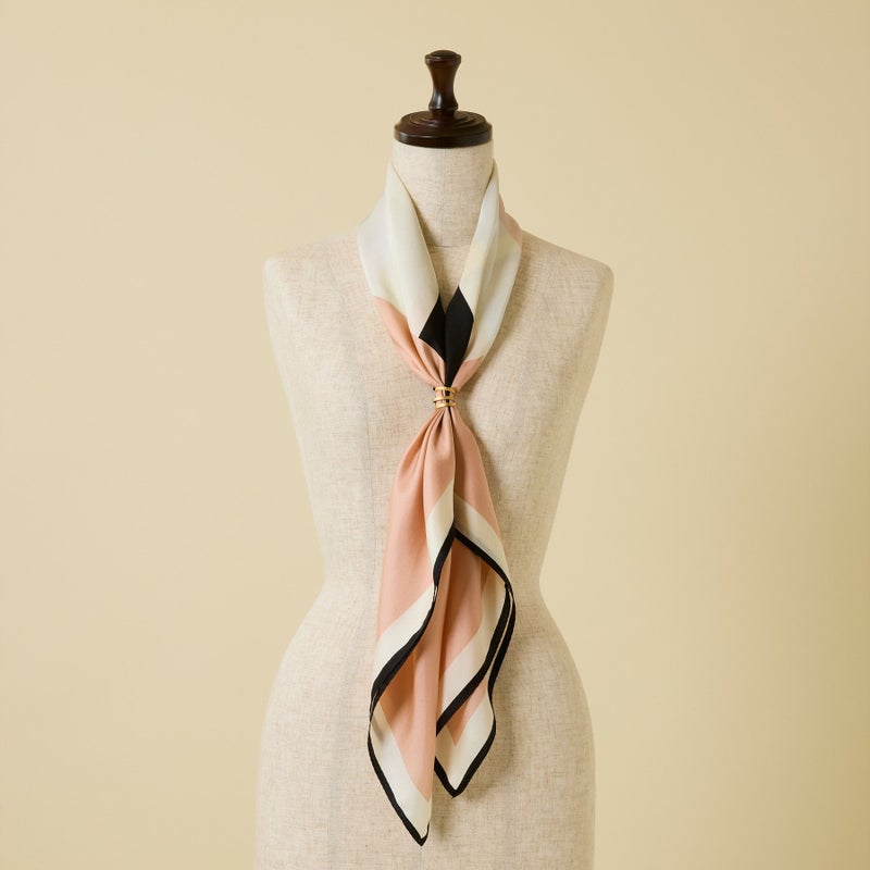 幾何柄スカーフ＜ブラック＞　シルク100%　日本製