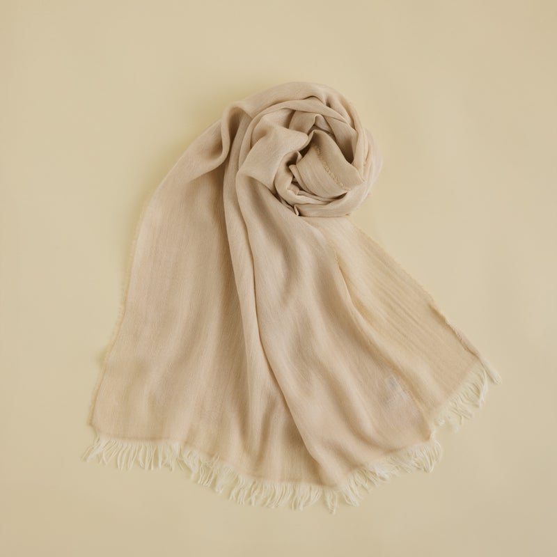 イタリア製シャンブレーソフトストールのベージュの写真