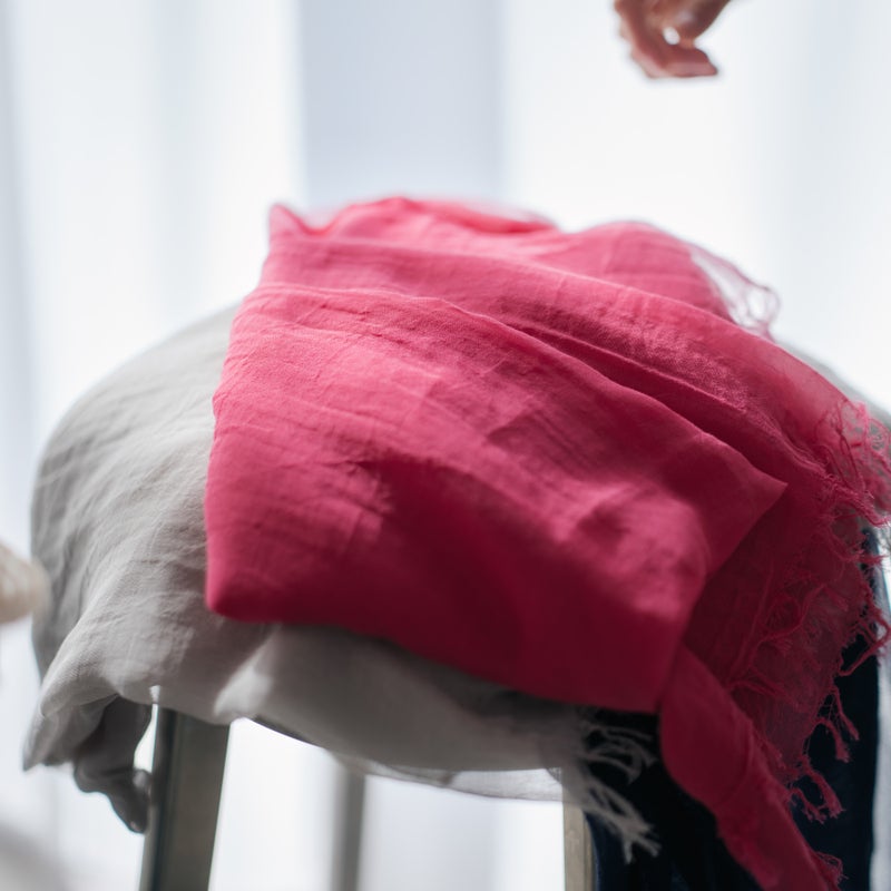 日本製のエアリーコットン大判ストールの画像