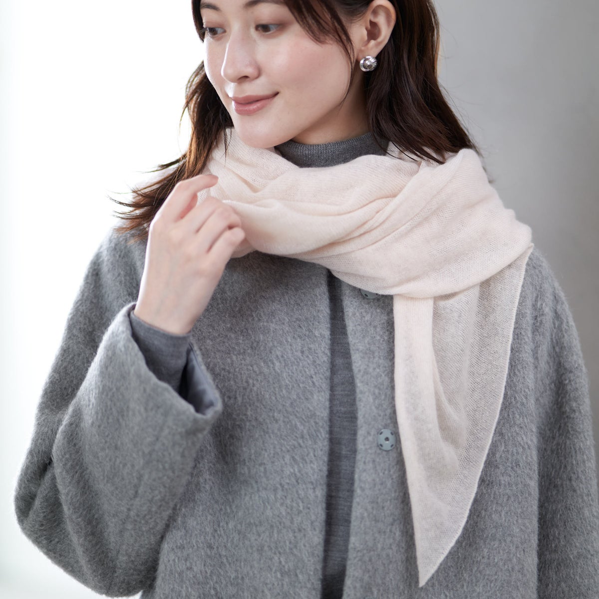 日本製カシミヤ100％ニットストールのライトピンク